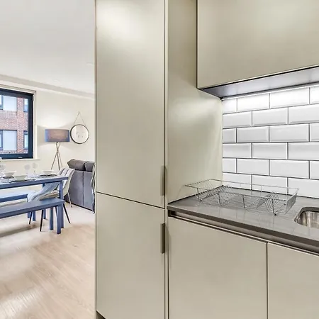Contractors Gem, 2 Bed, Sleeps 6, Bathroom & Ensuite Bedford Exterior photo