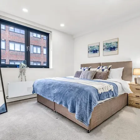 Contractors Gem, 2 Bed, Sleeps 6, Bathroom & Ensuite Bedford Exterior photo